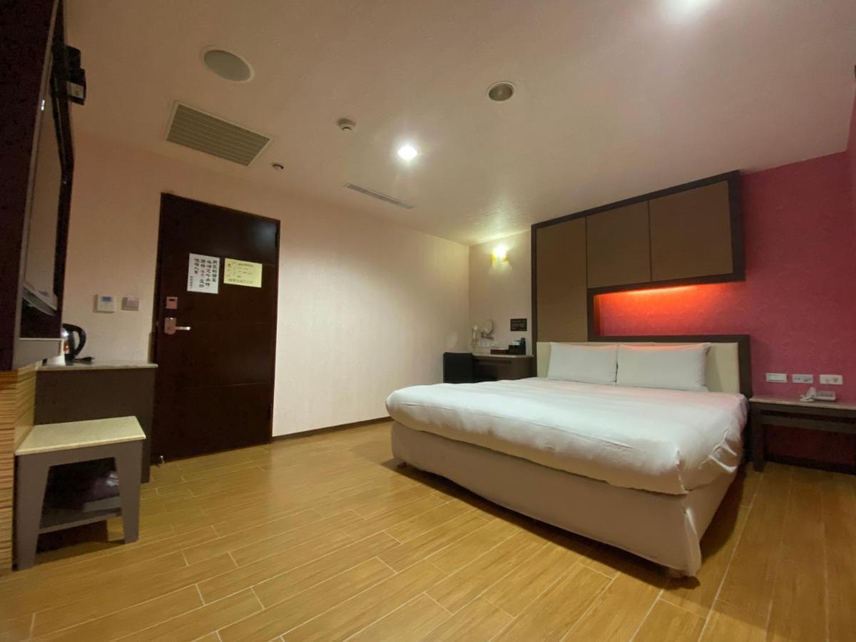 Hua Xiang Hotel -Zouying 高雄市 エクステリア 写真