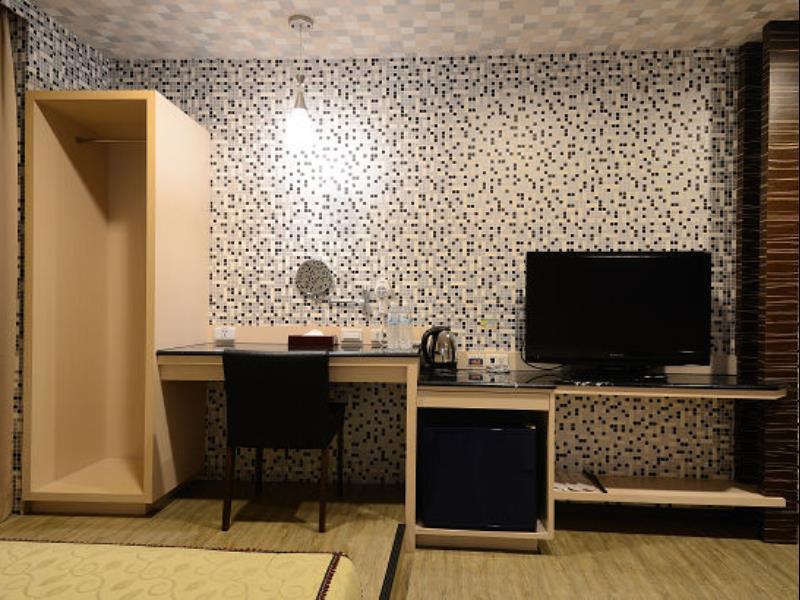 Hua Xiang Hotel -Zouying 高雄市 エクステリア 写真